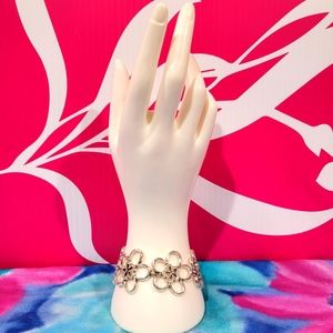 EXQUISITE RETIRED BRIGHTON INFINITY FLOWER BRACELET NWOT